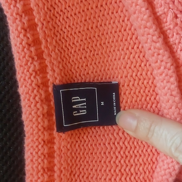 Gap sweater coral color long sleeve size Medium - Picture 5 of 6